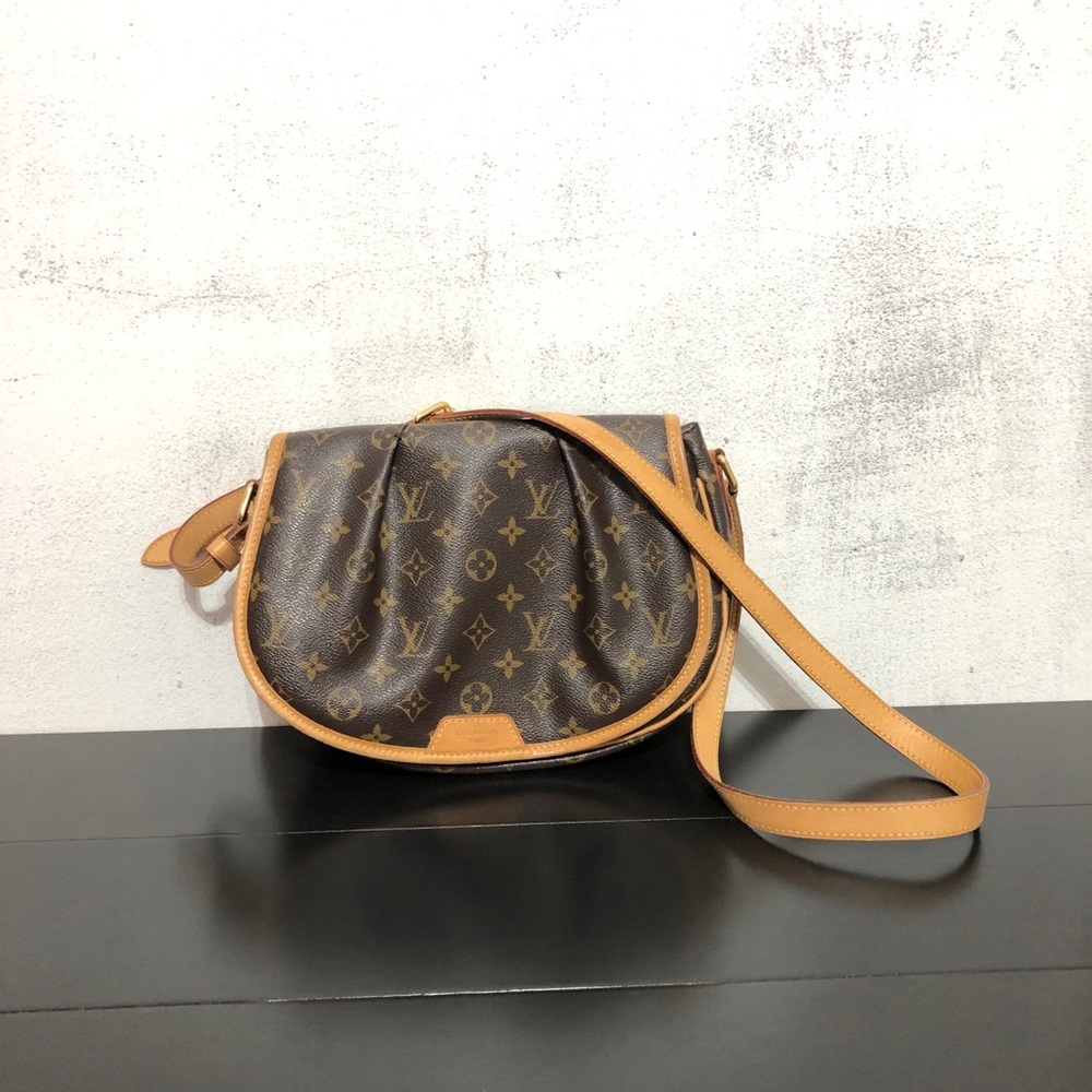 Louis Vuitton Menilmontant PM Monogram Canvas